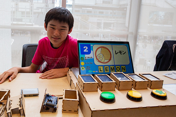 小学生が作った「未来のゴミ箱」は自律走行＆機械学習でゴミ分別　IoTセンサーで外の環境を検知！JJPC 全国小中学生プログラミング大会レポート
