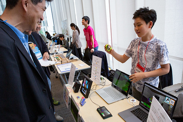 小学生が作った「未来のゴミ箱」は自律走行＆機械学習でゴミ分別　IoTセンサーで外の環境を検知！JJPC 全国小中学生プログラミング大会レポート