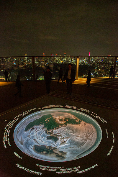 【速報】渋谷の新しい観光名所　解放感満点の「渋谷スクランブルスクエア」の屋上展望施設「渋谷スカイ」で夜景体験！知っておきたいポイントを写真で解説