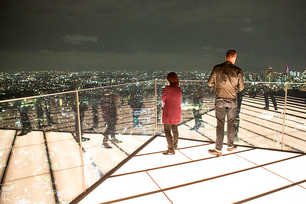 【速報】渋谷の新しい観光名所　解放感満点の「渋谷スクランブルスクエア」の屋上展望施設「渋谷スカイ」で夜景体験！知っておきたいポイントを写真で解説
