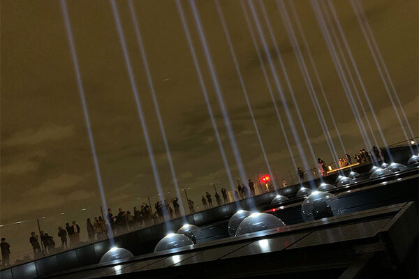 【速報】渋谷の新しい観光名所　解放感満点の「渋谷スクランブルスクエア」の屋上展望施設「渋谷スカイ」で夜景体験！知っておきたいポイントを写真で解説