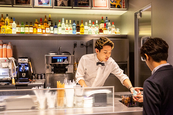 【速報】渋谷の新しい観光名所　解放感満点の「渋谷スクランブルスクエア」の屋上展望施設「渋谷スカイ」で夜景体験！知っておきたいポイントを写真で解説