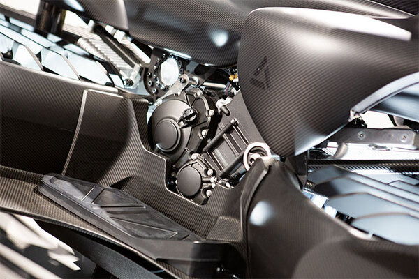 エアモビリティ「空飛ぶバイク」のしくみ　A.L.I.が来年発売・2023年に公道含めた実用化を目指す　東京モーターショー2019速報