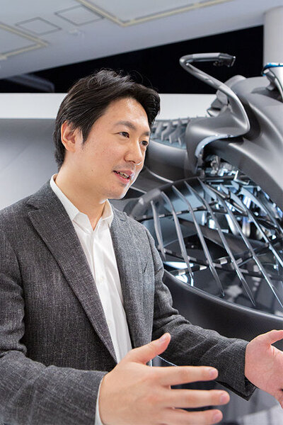 エアモビリティ「空飛ぶバイク」のしくみ　A.L.I.が来年発売・2023年に公道含めた実用化を目指す　東京モーターショー2019速報