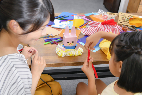 NTTドコモとタカラトミーが組んでプログラミング教材・STEM教育ロボット「embot（エムボット）」を本格展開へ