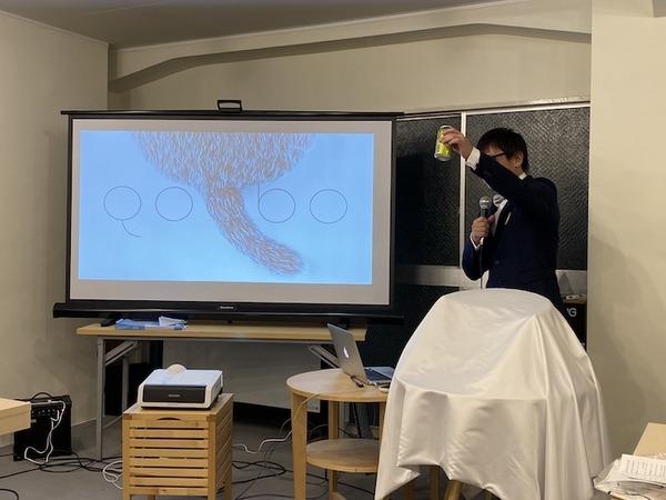 心を癒やすロボット「Qoobo」第2回「秘密の」ファンミーティングに潜入！