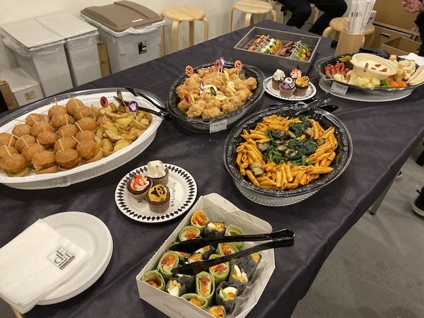 心を癒やすロボット「Qoobo」第2回「秘密の」ファンミーティングに潜入！