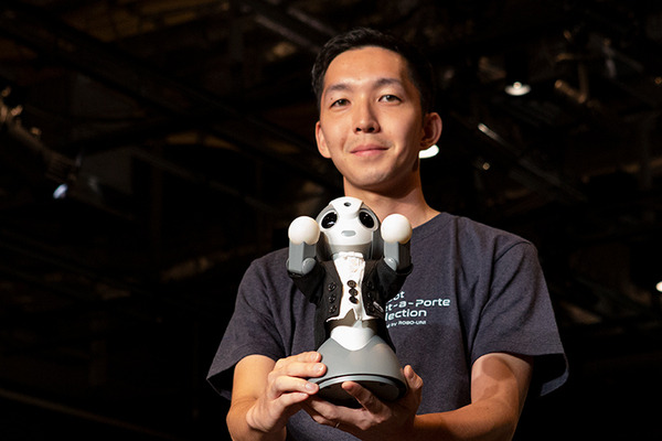 【ロボコレ2019 写真レポート(1)】20社総勢80体のロボットのファッションショー全部見せます！Sota、ATOM、Tapia、uniboなど