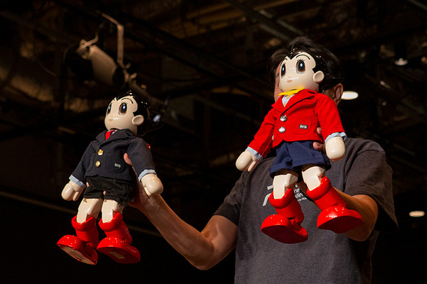 【ロボコレ2019 写真レポート(1)】20社総勢80体のロボットのファッションショー全部見せます！Sota、ATOM、Tapia、uniboなど