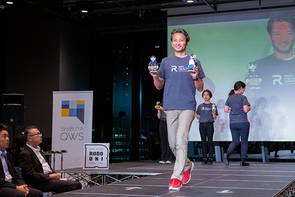 【ロボコレ2019 写真レポート(2)】サプライズゲストがランウェイに！RoBoHoN、Pepper、ビッグクラッピーなど登場