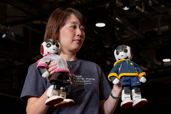 【ロボコレ2019 写真レポート(3)】公式ファッション初公開のロボットも！Qoobo、Relay、Robi、aiboなどが登場