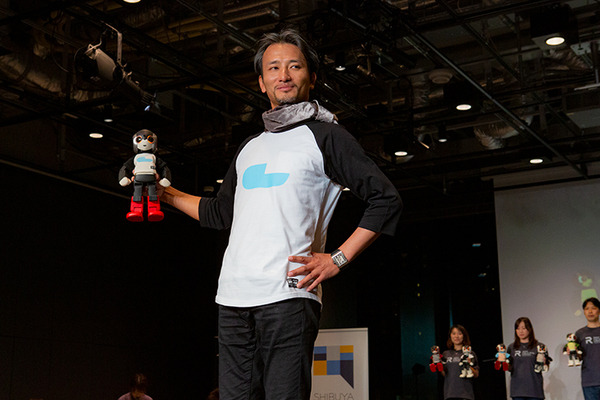 【ロボコレ2019 写真レポート(3)】公式ファッション初公開のロボットも！Qoobo、Relay、Robi、aiboなどが登場