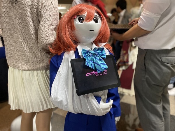 ロボット好きの有志によるイベント「ロボットパレード」が開催　マジックや演劇、ダンスなど当日の熱い様子をレポート