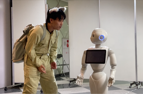 ロボット好きの有志によるイベント「ロボットパレード」が開催　マジックや演劇、ダンスなど当日の熱い様子をレポート