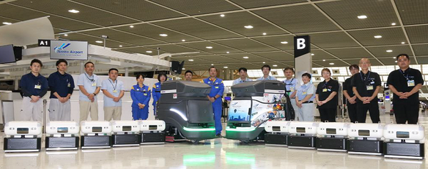 成田空港がターミナルビルの床面清掃業務に自動走行清掃ロボット「Neo」と「MB-CL02」を導入！警備ロボットに続く第二弾