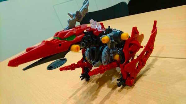 ゾイドワイルド 悪魔の翼の異名を持つ「スナイプテラ」を作ってみた！改造武器「バスターレーダーユニット」も装備したぞ