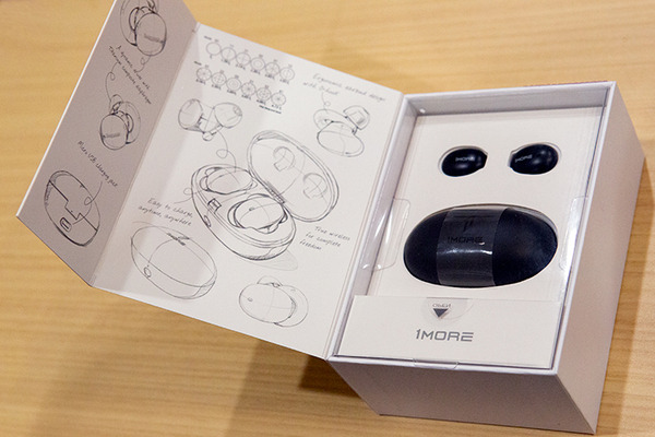完全ワイヤレスイヤホンで音声アシスタントと会話する方法　ドコモ「my daiz」(マイデイズ)に対応した「1MORE」イヤホンの性能と使い勝手