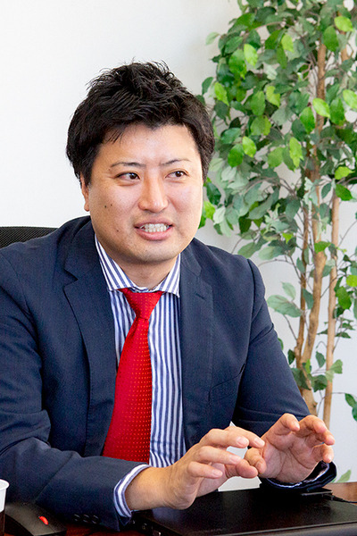 完全ワイヤレスイヤホンで音声アシスタントと会話する方法　ドコモ「my daiz」(マイデイズ)に対応した「1MORE」イヤホンの性能と使い勝手