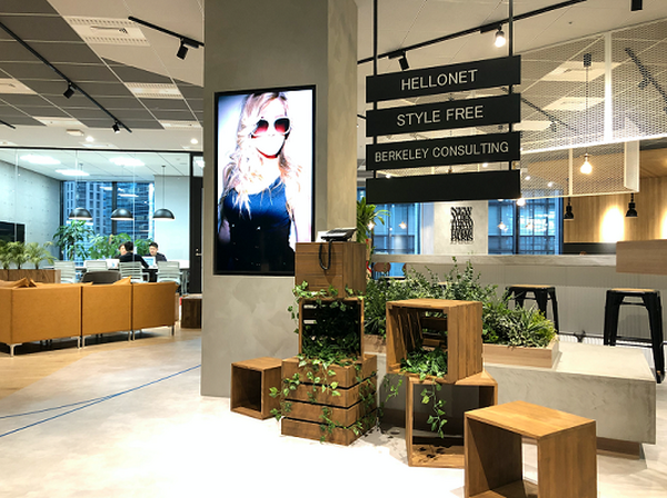 【動画あり】「働き方改革」に案内ロボットを実用化　打ち合わせスペースまで完全自動で案内　ハロネットグループ