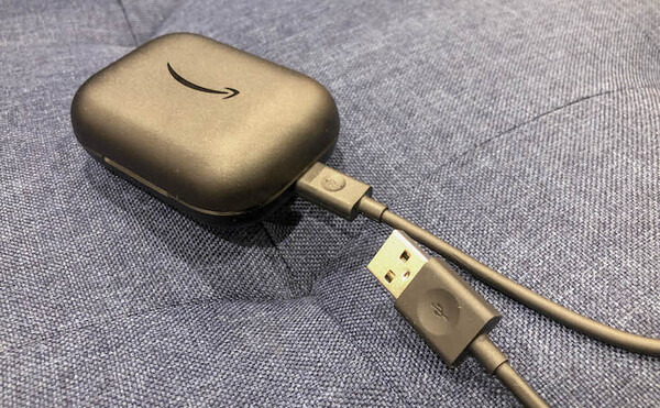 【日本未発売】Amazonの完全ワイヤレスイヤホン「Echo Buds」開封の儀～BOSEのアクティブノイキャン付きで130ドルの衝撃価格