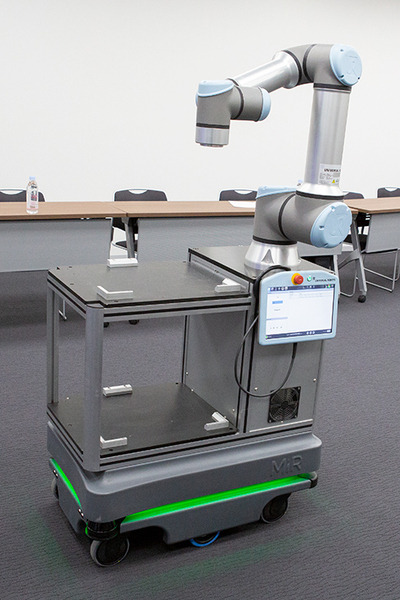 ユニバーサルロボットがバッテリー駆動の協働ロボットを発表　AGVや自律型モバイルロボット向け