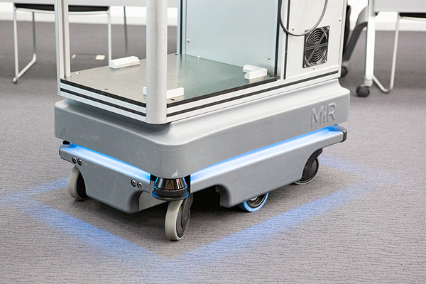 ユニバーサルロボットがバッテリー駆動の協働ロボットを発表　AGVや自律型モバイルロボット向け