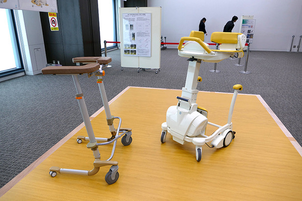幸和製作所と産総研、転倒防止ロボット歩行車を開発 座らせきり介護ゼロを目指す