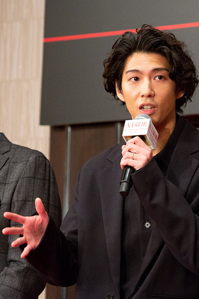 近未来サスペンス超大作「AI崩壊」完成報告会見に出演者らが集結！大沢たかお/賀来賢人/岩田剛典/広瀬アリス/三浦友和