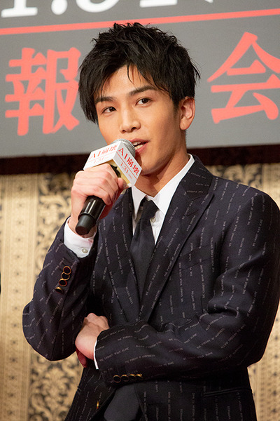 近未来サスペンス超大作「AI崩壊」完成報告会見に出演者らが集結！大沢たかお/賀来賢人/岩田剛典/広瀬アリス/三浦友和