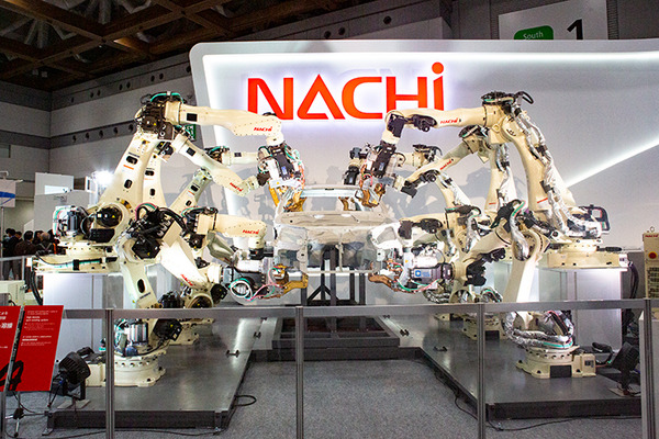 「2019国際ロボット展」開幕レポート　見どころとオススメのポイントは? 人協働ロボット、テレプレゼンス、AGV連携、そしてハンコ押し?