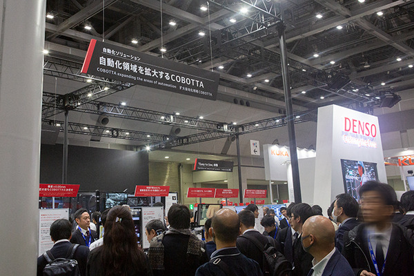 「2019国際ロボット展」開幕レポート　見どころとオススメのポイントは? 人協働ロボット、テレプレゼンス、AGV連携、そしてハンコ押し?