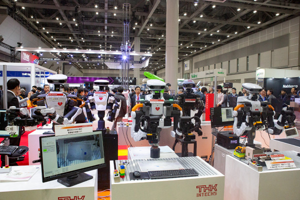 「2019国際ロボット展」開幕レポート　見どころとオススメのポイントは? 人協働ロボット、テレプレゼンス、AGV連携、そしてハンコ押し?