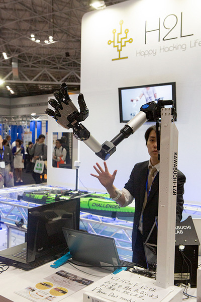 「2019国際ロボット展」開幕レポート　見どころとオススメのポイントは? 人協働ロボット、テレプレゼンス、AGV連携、そしてハンコ押し?