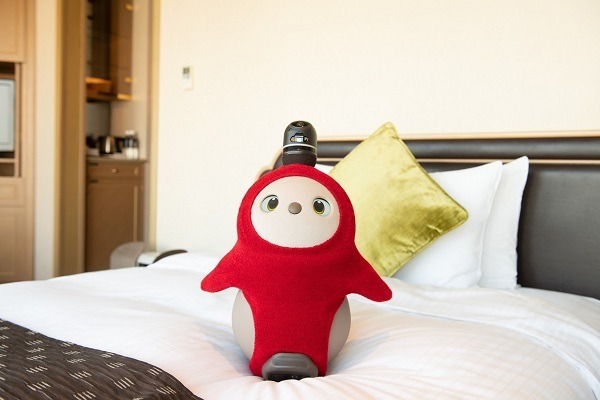 「LOVOT」(らぼっと)２体と一緒にホテルニューオータニにお泊り！「Loving Stay with LOVOT／未来型宿泊プラン」が新登場