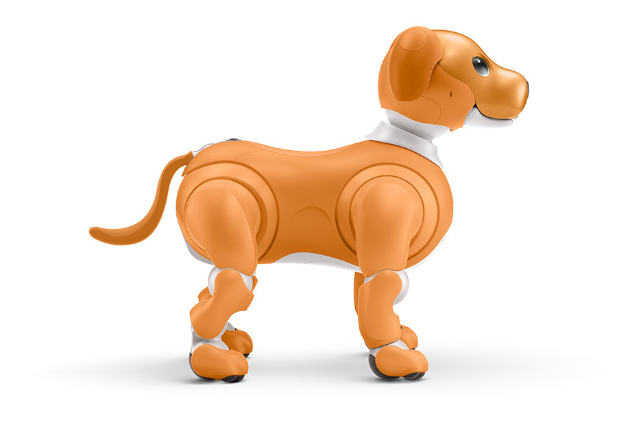 aiboに2020年限定カラーモデル「キャラメル」誕生