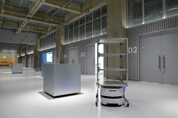 オムロン、工場を再現して課題解決に挑む「オートメーションセンタ東京」 を開設