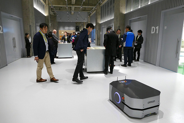 オムロン、工場を再現して課題解決に挑む「オートメーションセンタ東京」 を開設