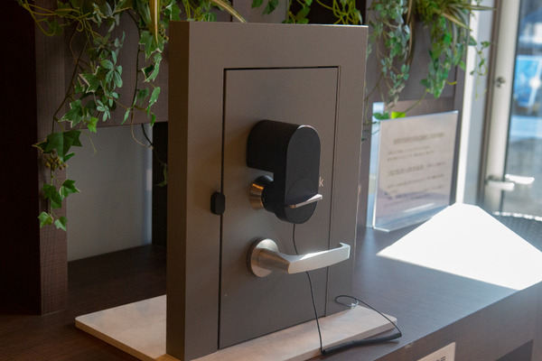 LINEのトーク画面からスマート家電が操作できる「Clova Bot」発表　Clova対応IoT家電の開発支援パッケージ「NOID IoTクラウド」も発表