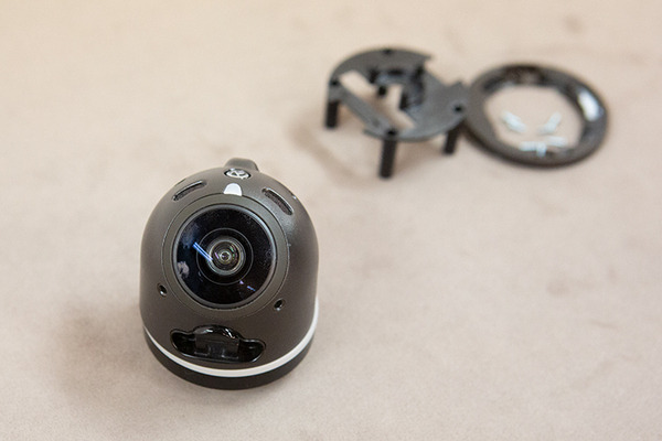 LOVOTの内部構造をGROOVE Xが大公開　可愛さはこうして作られた　頭脳に2つのCPUとFPGA　気になる出荷台数は?