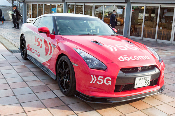 スマートモビリティが横須賀に大集合　アスラテックがAGV「RICE」と遠隔操作できる運搬台車「運ん太郎」を実演デモ ほか