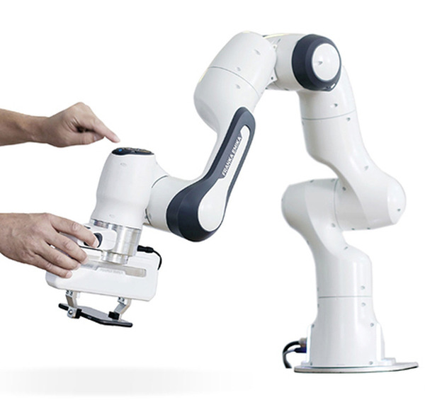 アスラテックが協働ロボット向け遠隔操縦システム「V-Sido WebConnect」を開発　ネットワーク経由でロボットを遠隔操縦