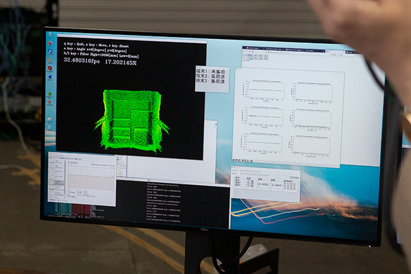 日本通運がソフトバンクのローカル5Gを活用した「スマート物流」を公開　LPWA、LiDAR、加速度センター、集荷配車システムをデモ　シャープも協力