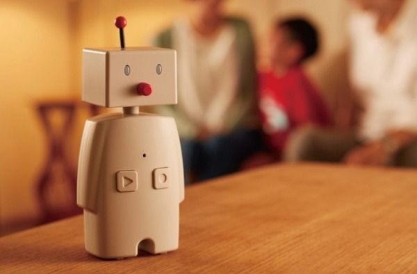 小田急とセコムが業務提携 「小田急くらしサポート」で会話ロボット「BOCCO」活用　高齢者のQOL維持・向上を目的