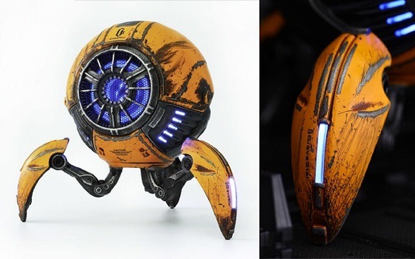 【近未来感】高音質・最新鋭の球体ロボット型ワイヤレススピーカー「Gravastar」襲来！ウェザリングが秀逸　モバイル仕様