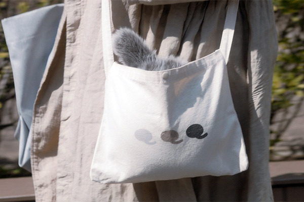 ユカイ工学の小さなしっぽロボット「Petit Qoobo」(プチ・クーボ)がクラウドファンディングで1000%達成　支援者数は500人超え