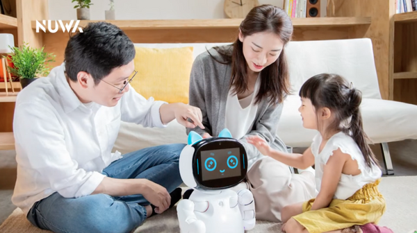 台湾で大人気のAIスマートロボット「Kebbi Air」が日本上陸　教育や医療分野での活用へ　NUWAロボティクスJapan