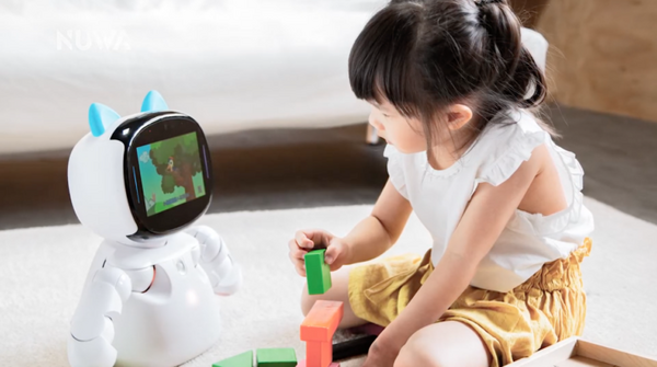 台湾で大人気のAIスマートロボット「Kebbi Air」が日本上陸　教育や医療分野での活用へ　NUWAロボティクスJapan