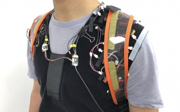 肩の負荷を約15％、衣類の摩耗を94％軽減、背中の蒸れも解消するビジネスリュック「EVL-3.5LP」をエースが発表　そのしくみは