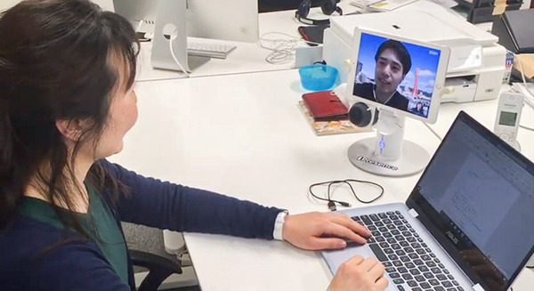 テレプレゼンスロボット「KUBI」をパッケージで提供　テレワークや受付業務での活用想定　自走ロボット「temi」プランも予定　iPresence