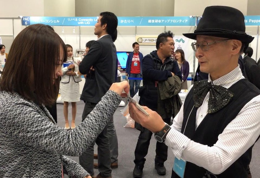 追悼：ロボットとマジックの融合に挑戦！Pepperをマジシャンの相方として育てた開発者、マッキー小澤さんを偲ぶ